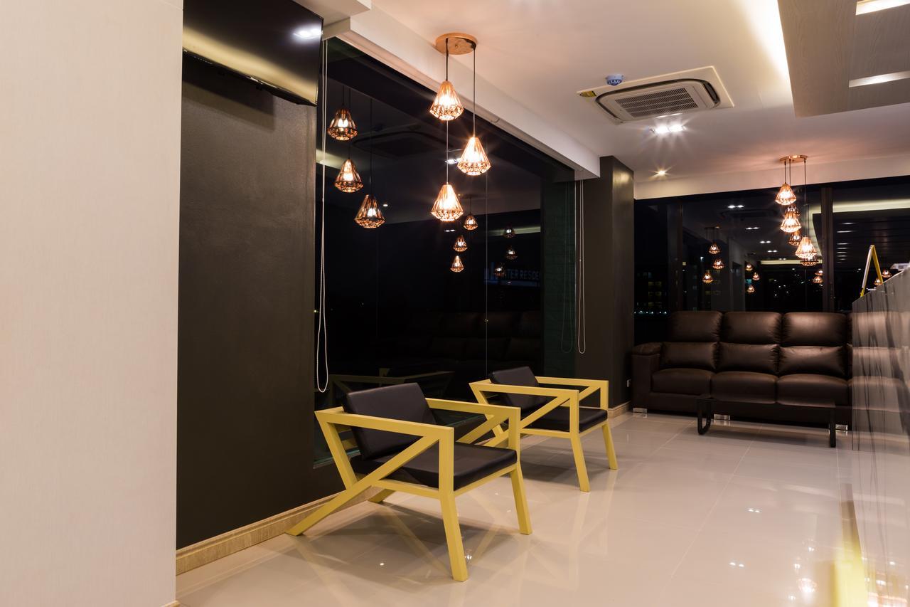 Samut Sakhon Grand Inter Hotel מראה חיצוני תמונה