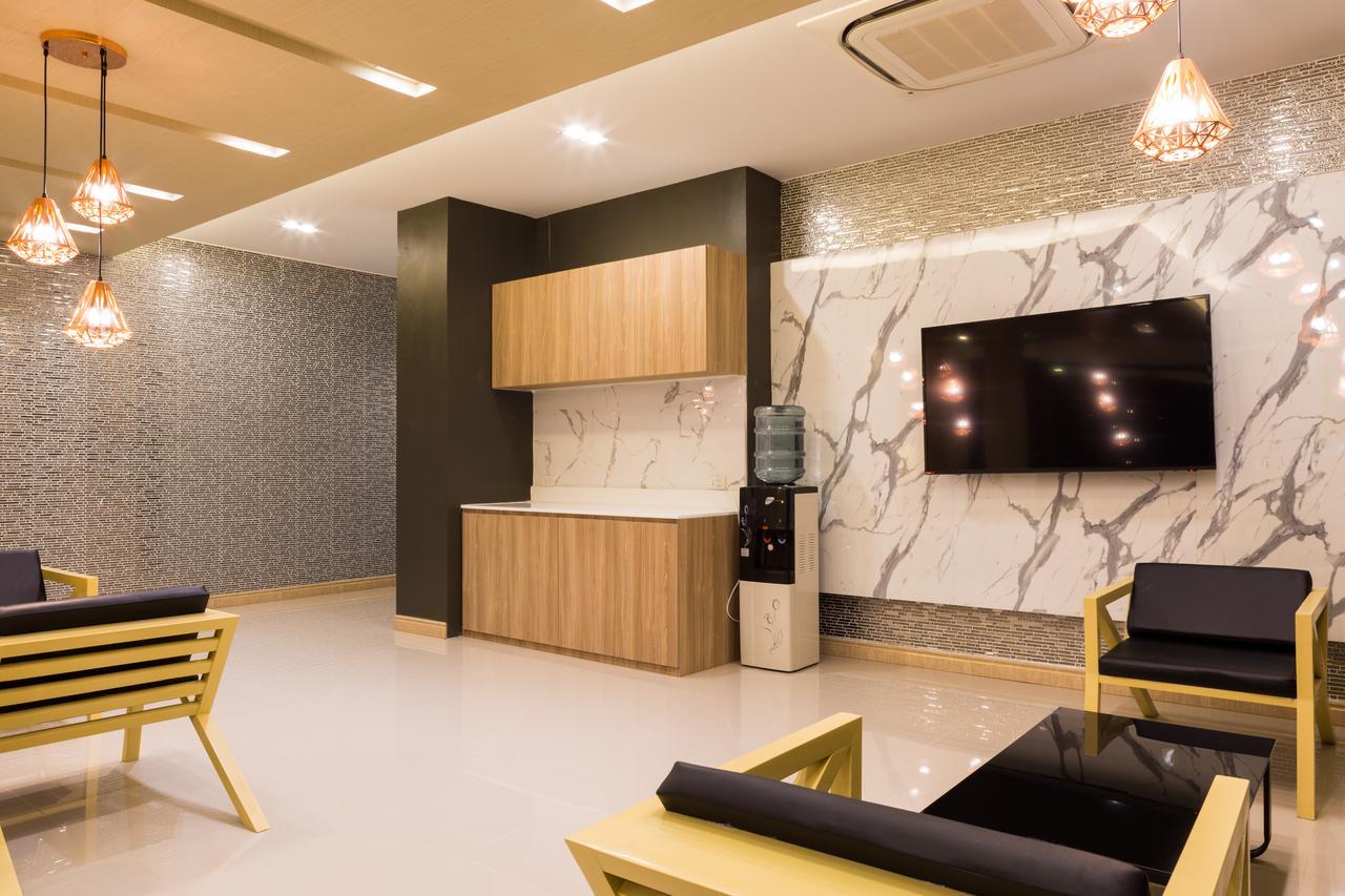 Samut Sakhon Grand Inter Hotel מראה חיצוני תמונה