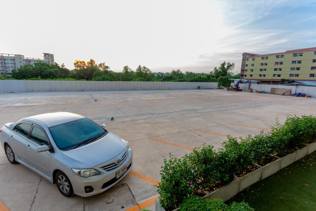 Samut Sakhon Grand Inter Hotel מראה חיצוני תמונה